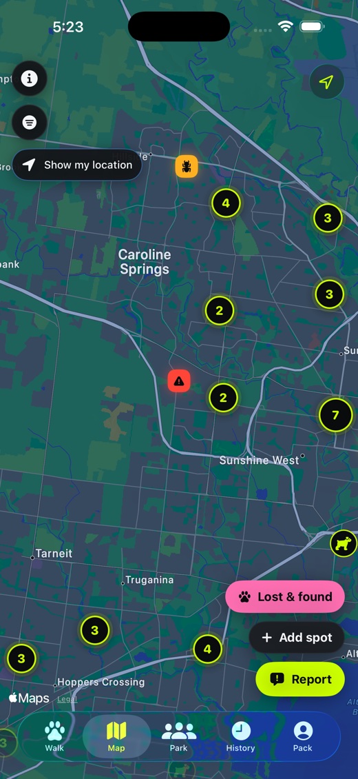 The map over Caroline Springs, off-leash areas clustered by count, a tick and a snake hazard pin, and a Lost and found button.